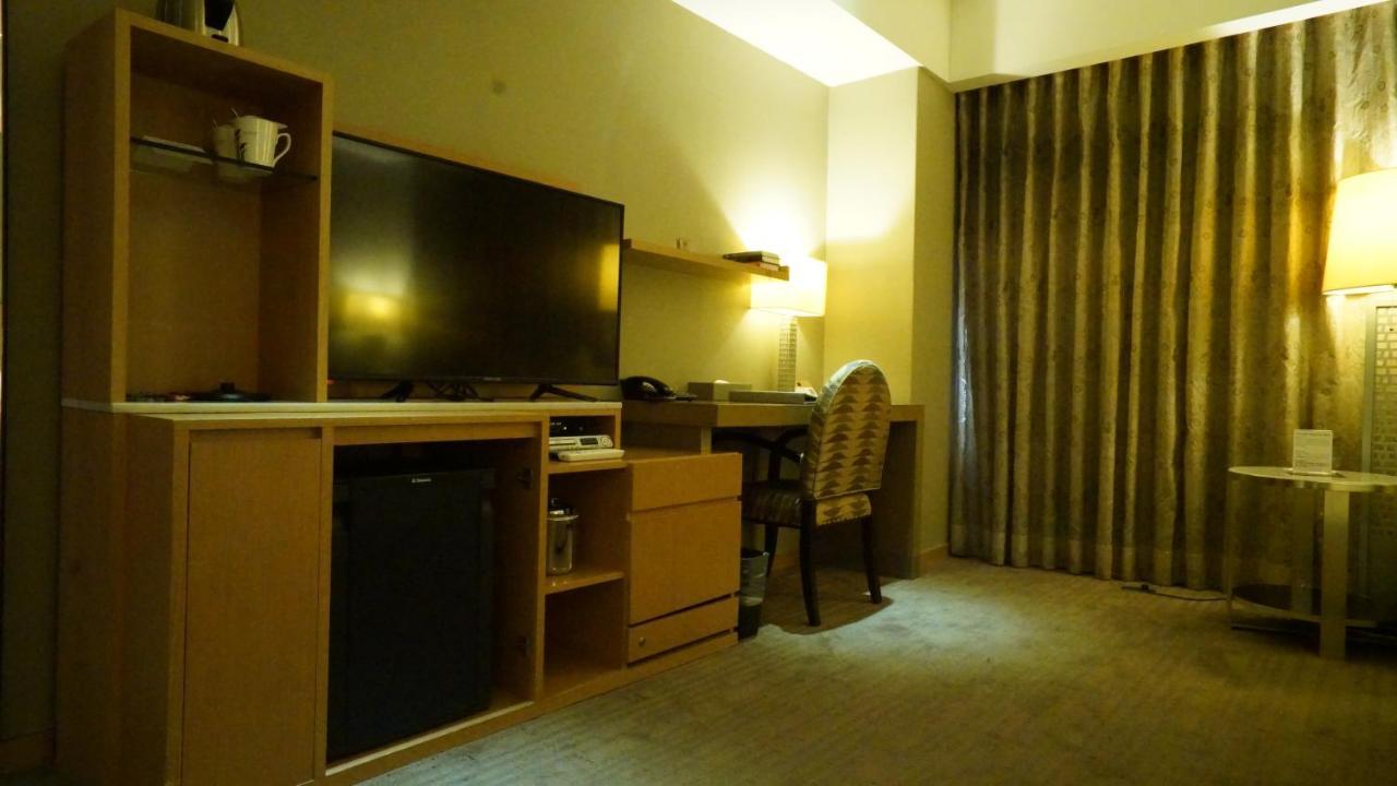 ซิตี้ สวีท - หนานสี Hotel ไทเป ภายนอก รูปภาพ